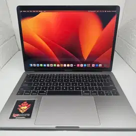 Apple Macbook Pro 2017 (CTO) Core i7 16/256 MULUS SIAP PAKAI