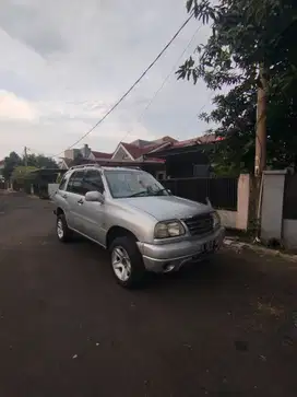 Suzuki Escudo 2002 Sdikit Modifikasi 4x4