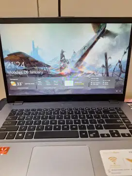 Laptop Asus Ryzen 5 RAM 12 GB SSD 256 GB+ HDD 1 TB