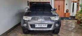 Pajero Sport Dakar 2.5 AT Solar 4x4 th 2011/2011 pjk bln 3/25 km 100rb