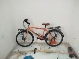 Jual Sepeda Touring Model Commuter Orange