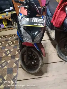 Jual Vario 125 THN 2012lengkap pjk hidup