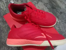 Sepatu Futsal Specs Metasala Novuz ukuran 42