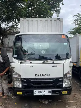 Isuzu giga nmr71t sdl box besi ors