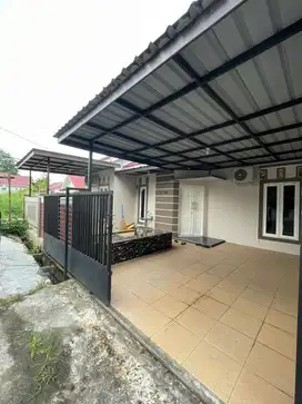 Rumah di Perumahan Puri Mandastana, Batu Ampar