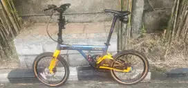 Sepeda lipat java neo 2 carbon