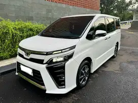 Jual Toyota Voxy 2018 Tangan Pertama Service record