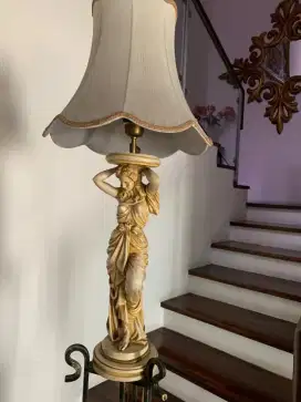 Standing lamp vintage