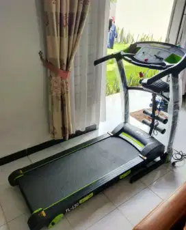 Treadmill elektrik rumahan hemat listrik