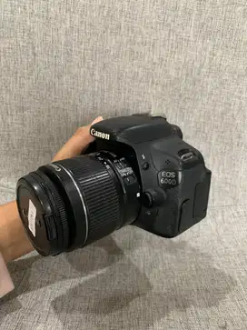 DIJUAL KAMERA CANON 600D + KIT