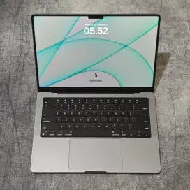 Macbook Pro M3 8/1TB Resmi Ibox Garansi Panjang Desember 2025 Like New