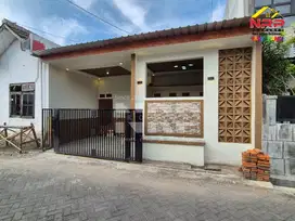 Dijual Rumah Cantik Full Renovasi siap Huni di Pusat Kota Banyuwangi