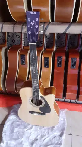 GITAR AKUSTIK YAMAHA F310