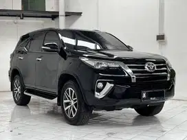 TOYOTA FORTUNER VRZ 2016