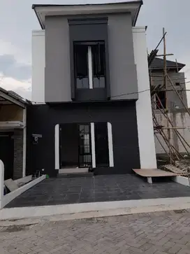 Promo Rumah 2 Lantai di Ketileng