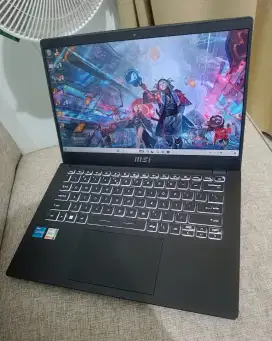 Laptop MSI Modern 14 Core i5 Gen 12 RAM 8GB SSD 512GB