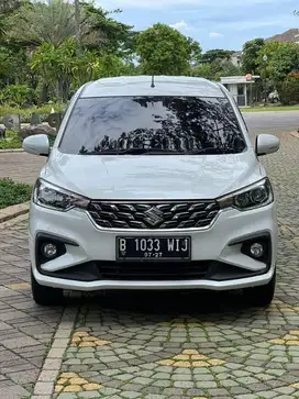 SUZUKI ERTIGA GX HYBRID AT 2022 PUTIH