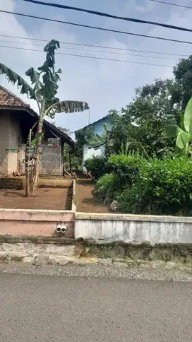 dijual lahan pinggir jalan 400 meter²