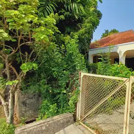 RUMAH TUA HOOK TANAH LUAS 645M2 PETUKANGAN JAKARTA SELATAN