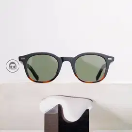 Kacamata Solo - Sunglasses Unisex Untuk Bepergian Anti Silau - DURNA 0