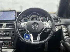 [LOW ODO] MERCEDES BENZ C250 AVG 2011