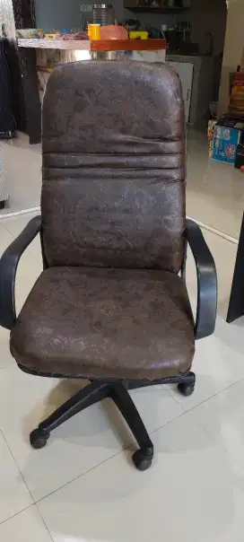 Kursi belajar /kantor