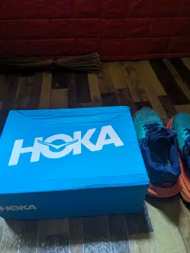 Sepatu hoka atr 7