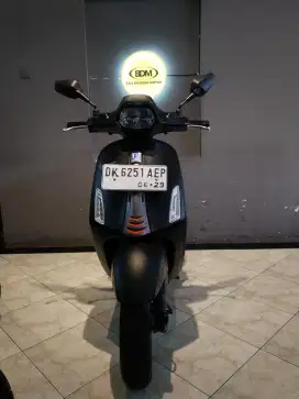 DP 9,5 JT/ BUNGA MENURUN 2%/ PIAGGIO VESPA SPRINT S TAHUN 2024