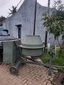Mesin molen aduk semen barang bagus