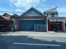 Rumah + Gudang Jombang Raya Mojokrapak Dekat Tol, Strategis