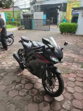 Yamaha R15 2017