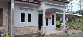 dijual rumah siap huni di dalam perumahan padat penduduk