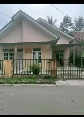 jual rumah kampung pinggir jalan aspal ciruas walantaka