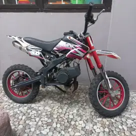 motor tril untuk anak anak