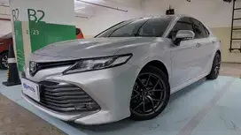 [OLX Mobbi] Dp Rendah Toyota Camry Silver  2.5 V Bensin-AT 2019 UAH