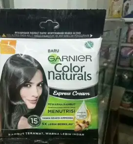 8 sachet garnier pewarna rambut hitam alami