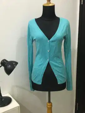 Cardigan Biru Turquoise with diamond button
