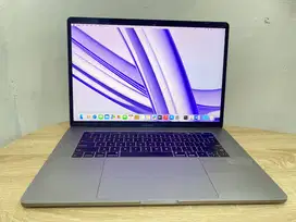 MacBook Pro 15inch 2018 Intel Core i9 Touch Bar 16/256GB Siap Pakai