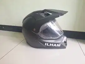 Helm supermoto yamaha (double visor)