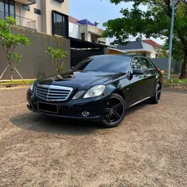 (unit siap pakai) 
Mercedes Benz E200 CGI Elegance 2010 Hitam