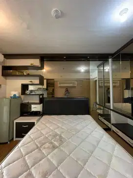 Vista - Disewakan Educity Bulanan / Tahunan Furnished 1BR