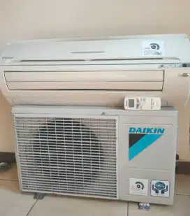 AC Daikin Thailand 1/2 PK