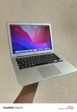 Mackbook Air 13inch 2017 ( core i5 )