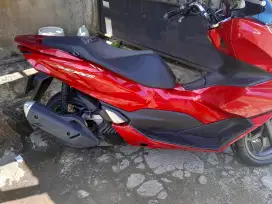 Honda PCX 2023 Red