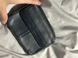 Omrio dompet pria baru