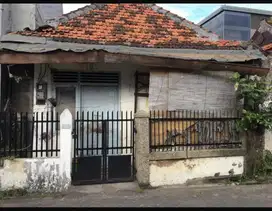 DIJUAL CEPAT HITUNG TANAH (DALAM BENTUK BANGUNAN) - SURABAYA