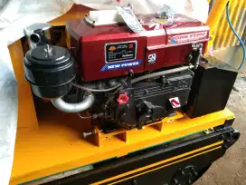 Baby roller engine dong feng+gear box kapasitas 1 ton  kondisi baru
