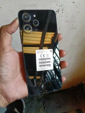 Redmi 12 8/256 (ORI LIKE NEW)