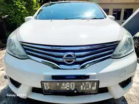 All New Grand Livina XV ult AT matik 2016 awal putih  bisa kredit