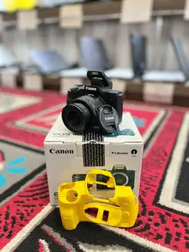 Kamera Mirrorles Canon M50 Full set Siap pakai